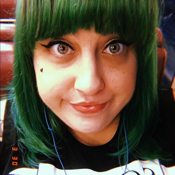 MEETS THE POSHER! - Picture 2 of 2